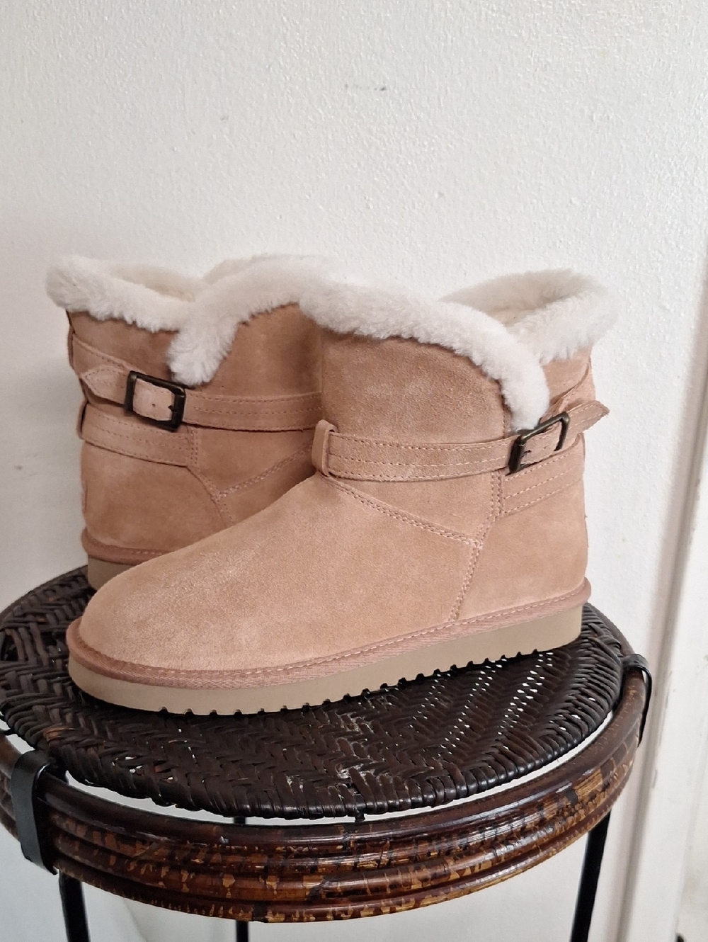 Koolaburra by UGG Delene Short Boots Women Size 9